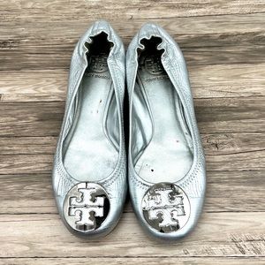 Tory Burch Silver Foil Leather Reva Scrunch Ballet Flats